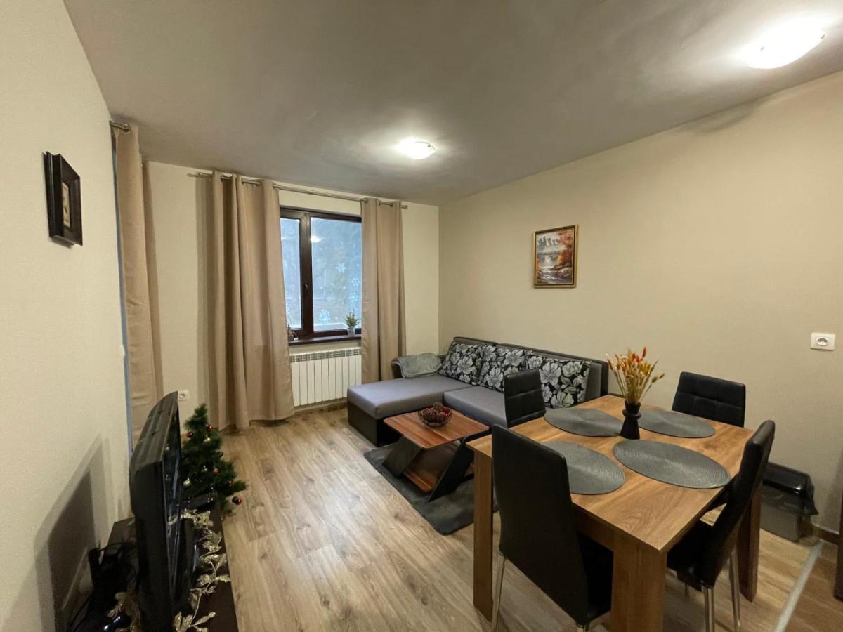 Apartment E23 Borovets Gardens Bagian luar foto